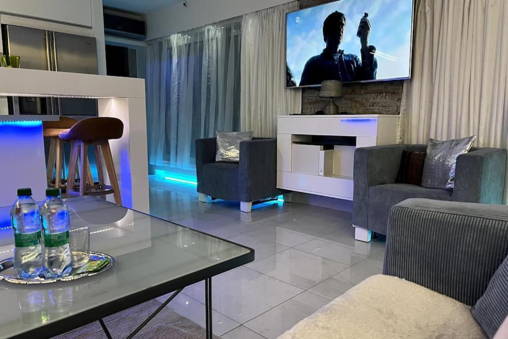 Nice Life - Luxury Apartment In The Old Town. 브라티슬라바 외부 사진