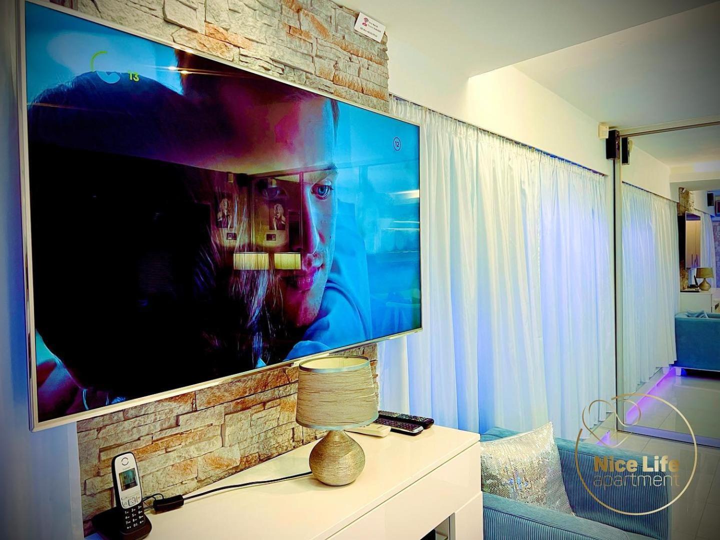 Nice Life - Luxury Apartment In The Old Town. 브라티슬라바 외부 사진