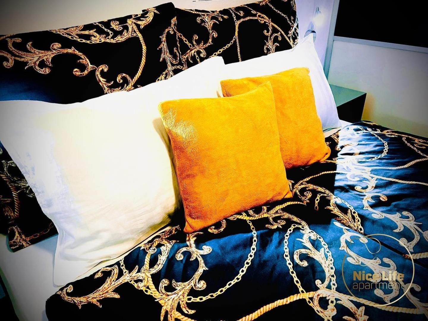 Nice Life - Luxury Apartment In The Old Town. 브라티슬라바 외부 사진